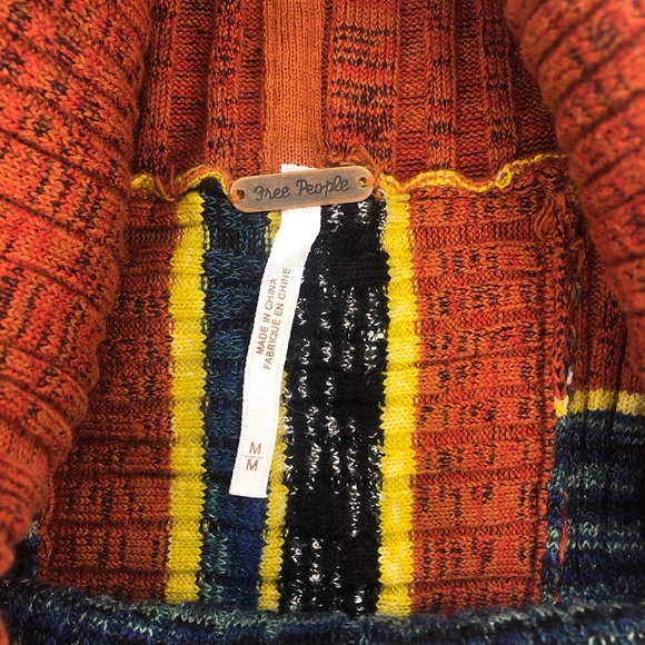 Free People cowl neck sweater. Sz M. - Picture 3 of 4